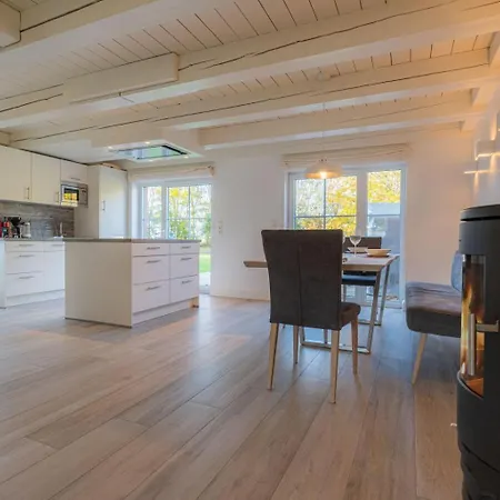De-kooghueser-id-915 Holiday home *